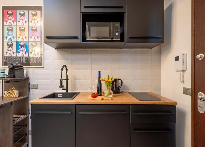 Guesthost - Welchome In The Heart Of Bari! Appartamento